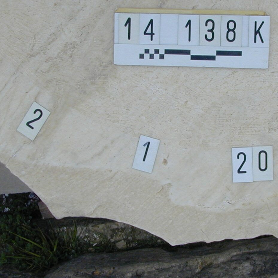 Deterioration of the marble YSMA