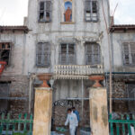 Front view of the building on Polygnotou 13