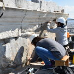 Conservation works on the crown of the Agrippa pediment (photo L. Aggelakopoulou, 2021)